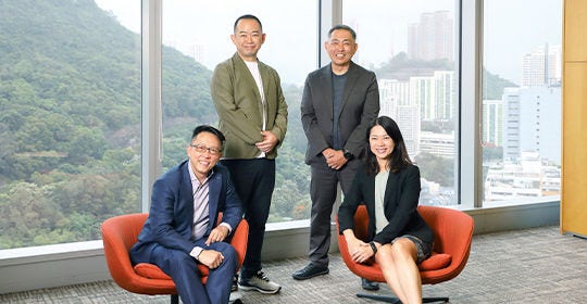Japanese alt text: 郵船ロジスティクス　トン氏、チア氏、KPMG　金子、中野