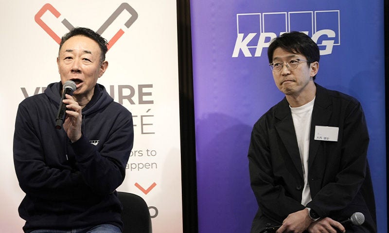 Japanese alt text: 左から　KPMG　宮原、WiL　大西氏