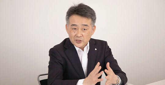 Japanese alt text: 日本化薬株式会社_末續氏