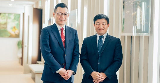 Japanese alt text: Case Study：写真_イーレックス佐々木氏_KPMG　伊藤