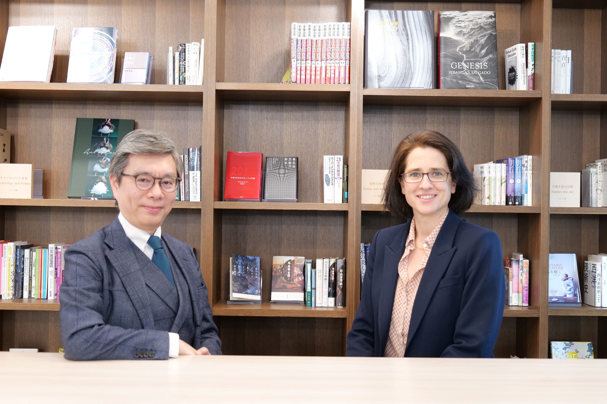 ICGN CEO ジェン・シッソン氏とインタビュワーの林 拓矢マネージング・ディレクター