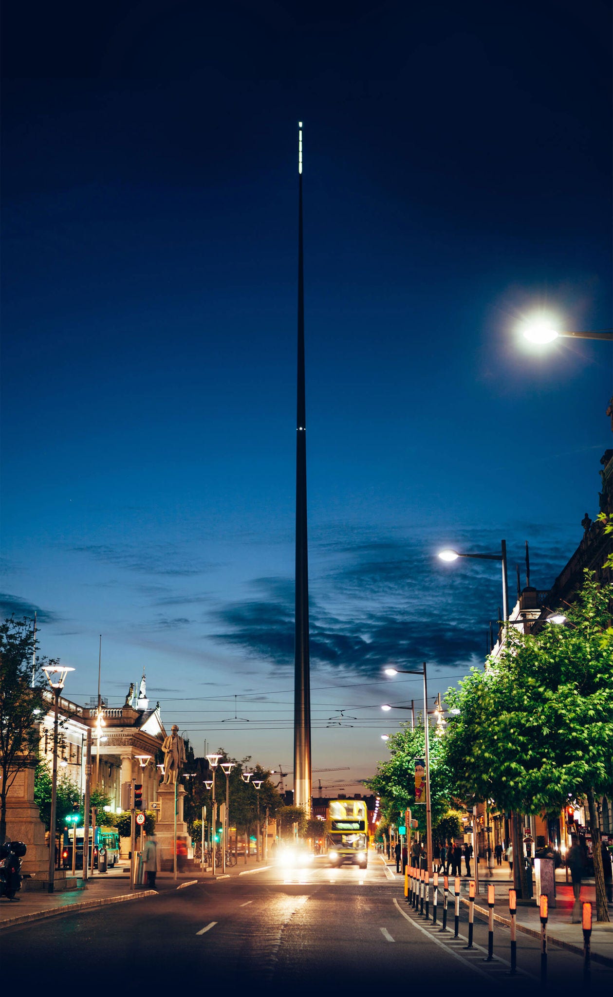 Spire of Dublin, O'Connell Street