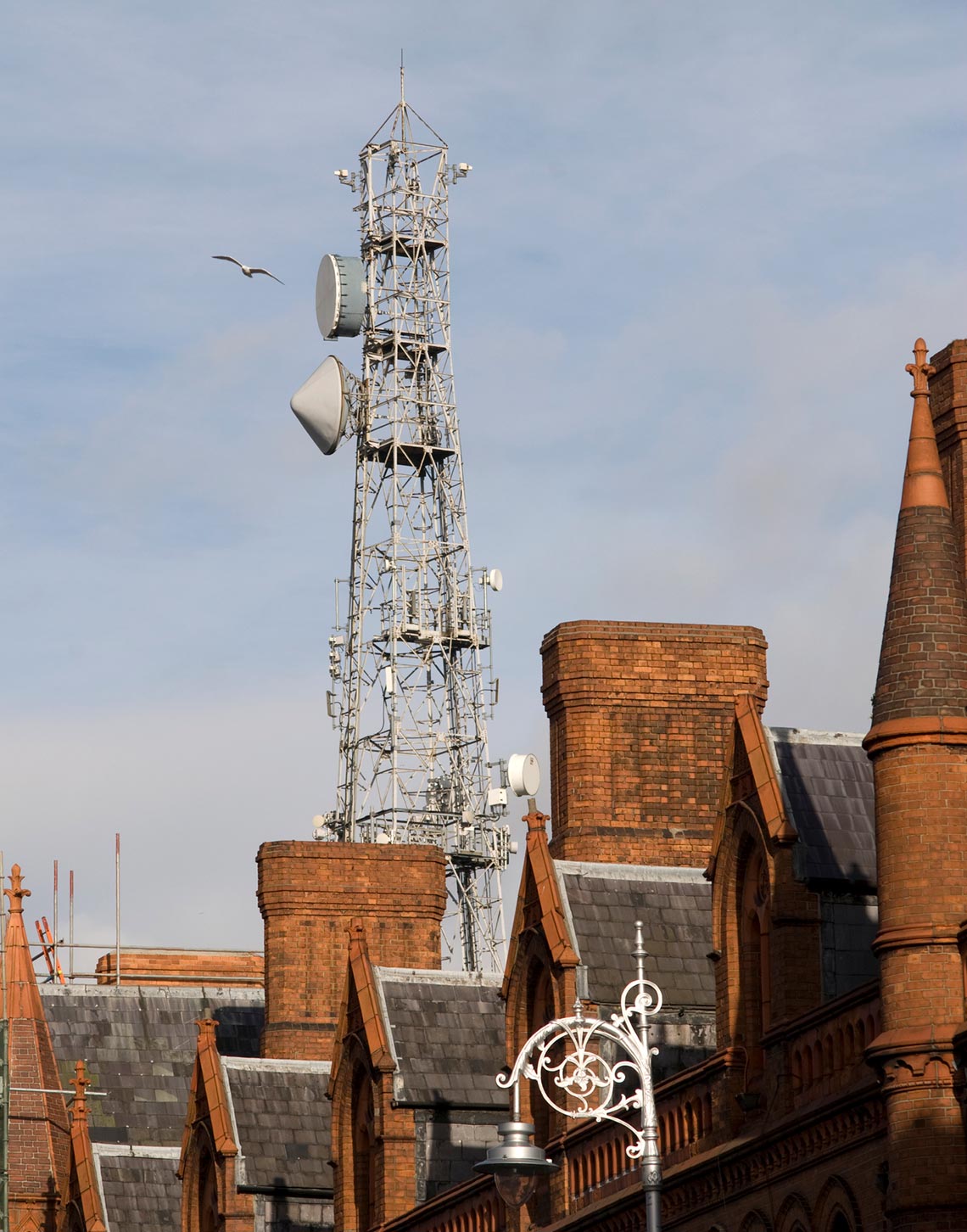 Antenna and satellites Georges Street Dublin