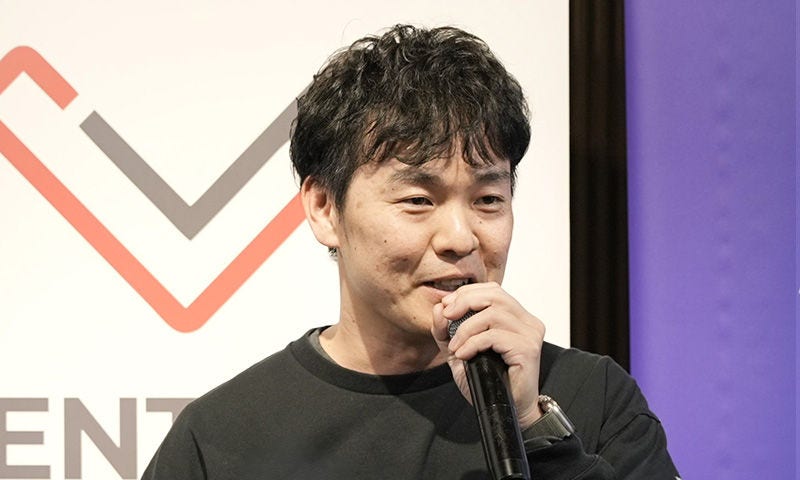 Japanese alt text: ラディウス・ファイブ　漆原氏