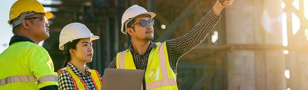 People working in construction