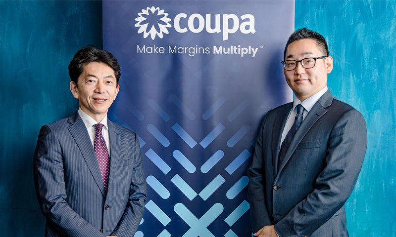 Japanese alt text: 左から　Coupa日本法人　反町氏、KPMG　三宅