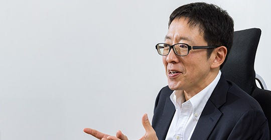 KPMG　足立