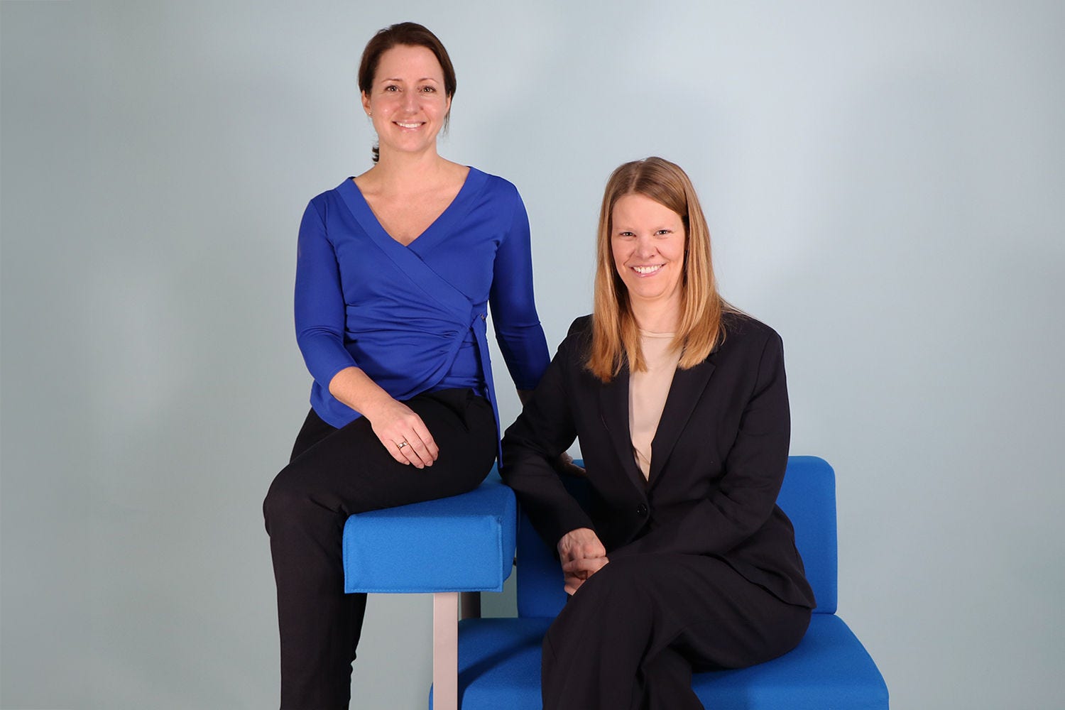 2 Frauen