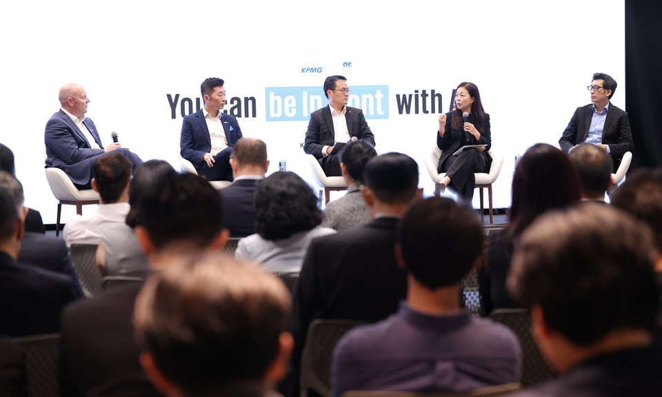 Panel discussion in session at the KPMG Singapore Trusted AI Centre of Excellence launch event