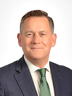 Image of Andrew Giverin