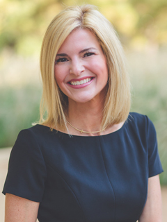 Image of Jennifer Rayburn