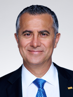 Image of Omid Yazdi