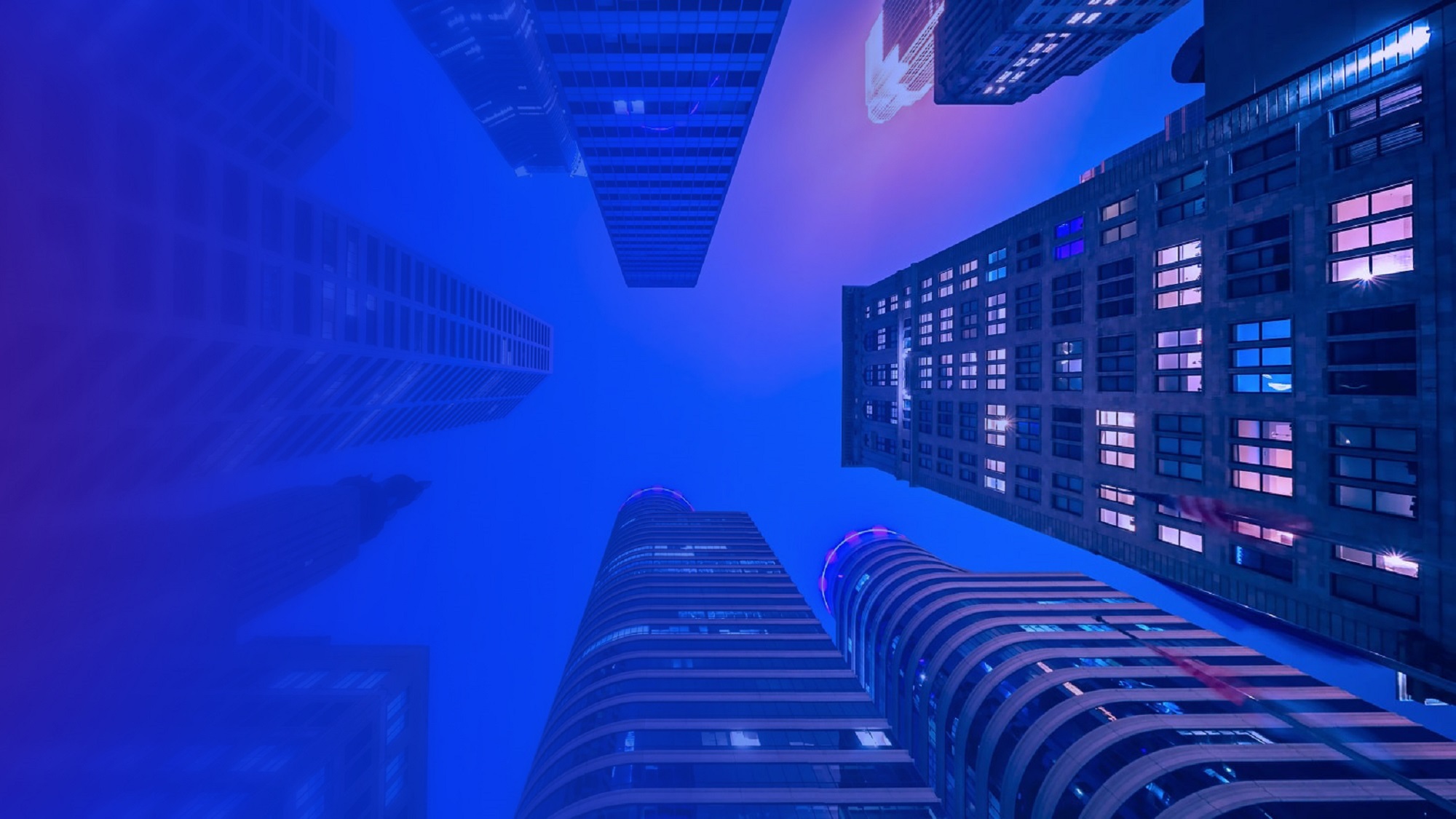 zenith perspective of a city skyline 